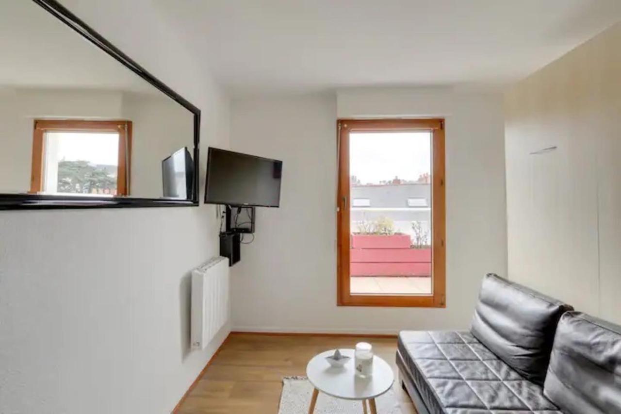 Bright Apartment With Large Terrace Nantes Exterior foto